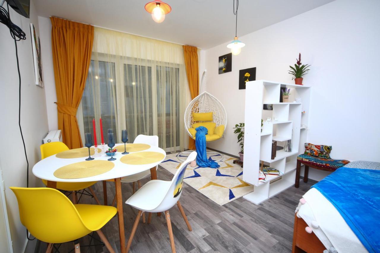 B&M Apartment Braşov Eksteriør billede