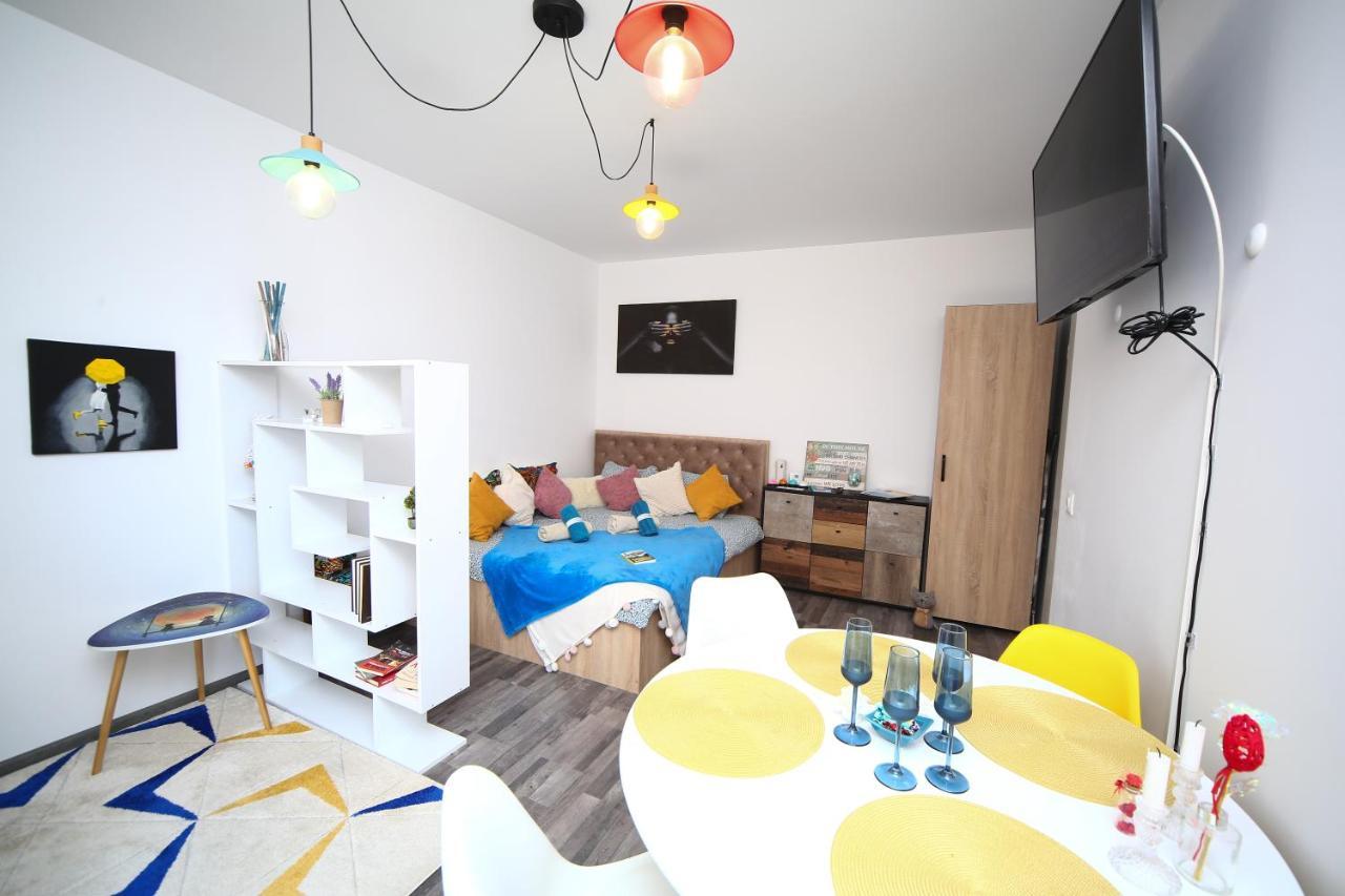 B&M Apartment Braşov Eksteriør billede