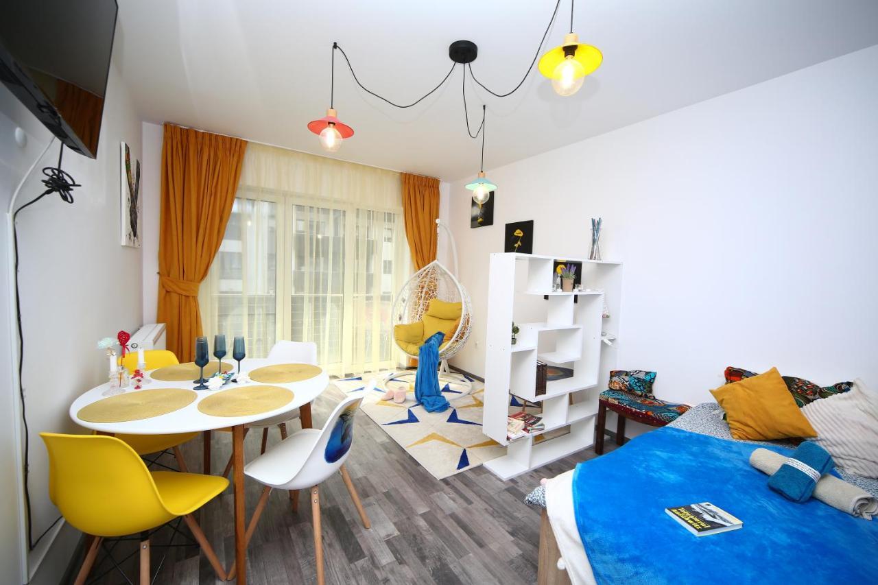 B&M Apartment Braşov Eksteriør billede