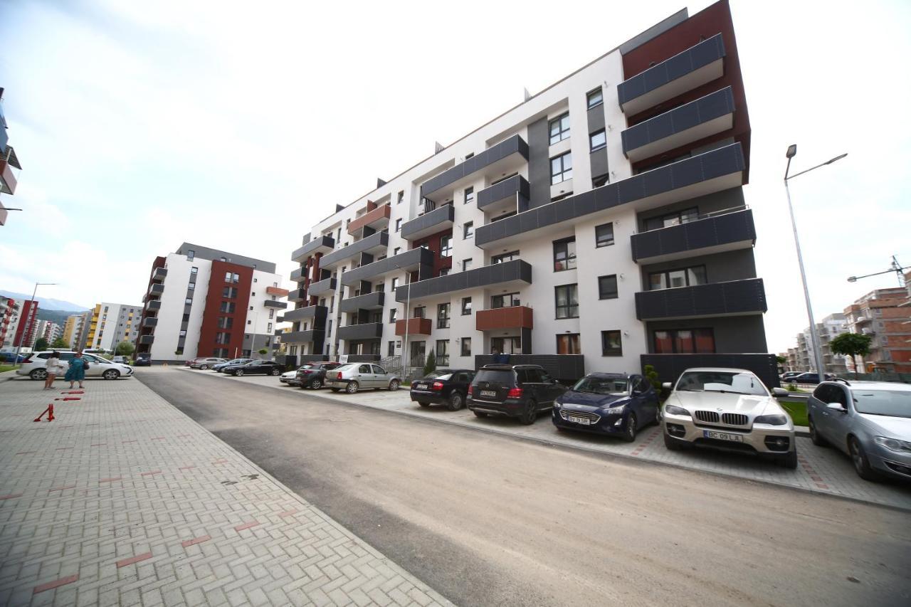 B&M Apartment Braşov Eksteriør billede